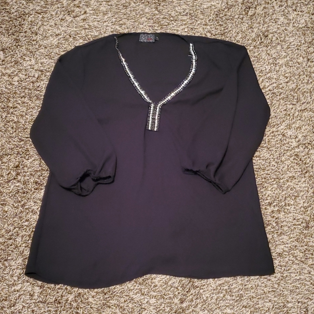 MCM Pretty dressy blouse